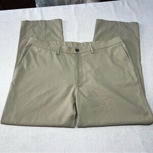 Haggar H26 Men's Size 40X30 Beige Tan Premium Classic Fit Dress Pants